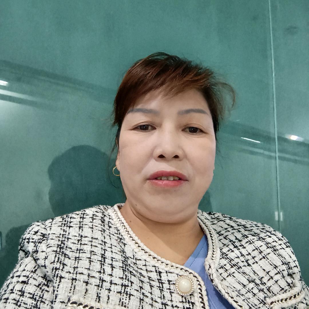 幸福快乐的一家人