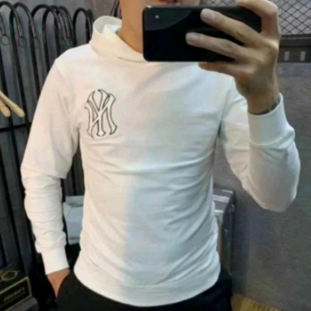 依~木