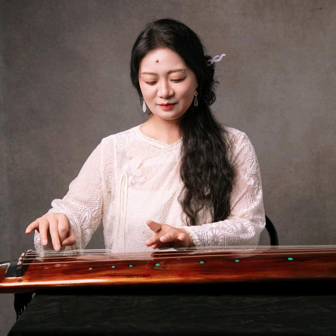 离染琴社·馨乐坊（曲靖麒麟花园分社）