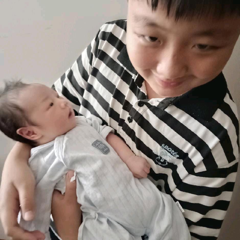 李文琴