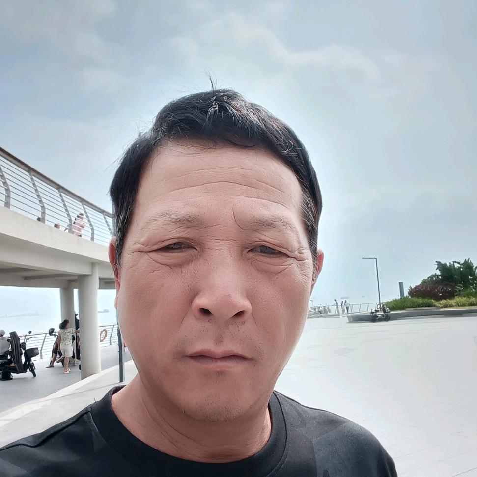 左新忠