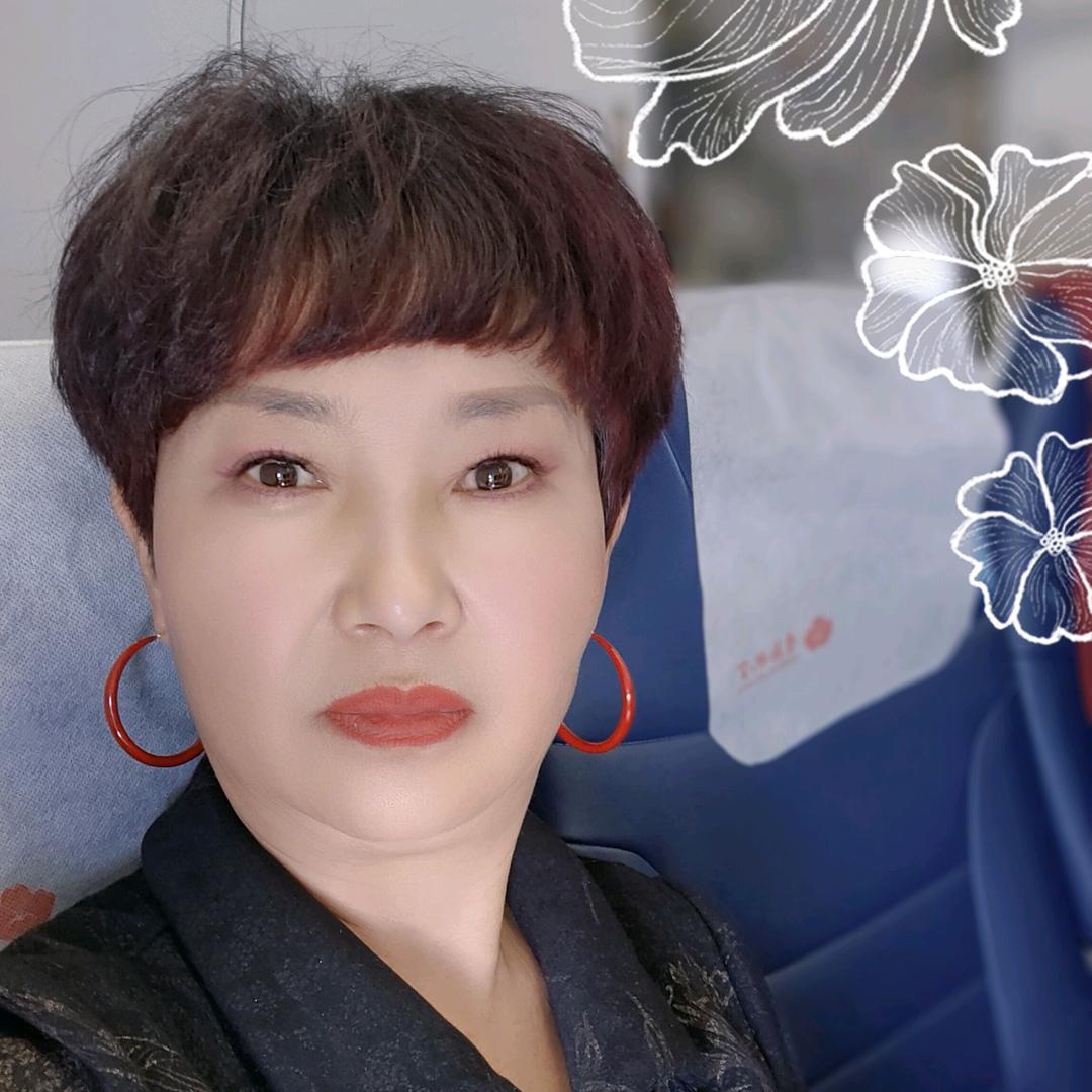 小豆芽李姐