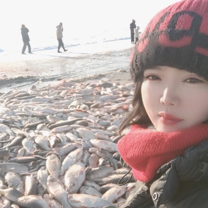 查干湖镇二姐野生鱼经销处