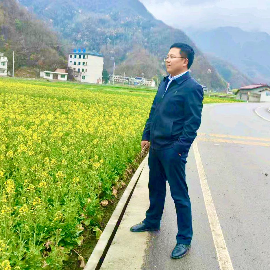 秦巴山五哥