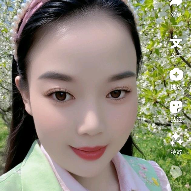 孟家召字辈小姑娘如心简单是福