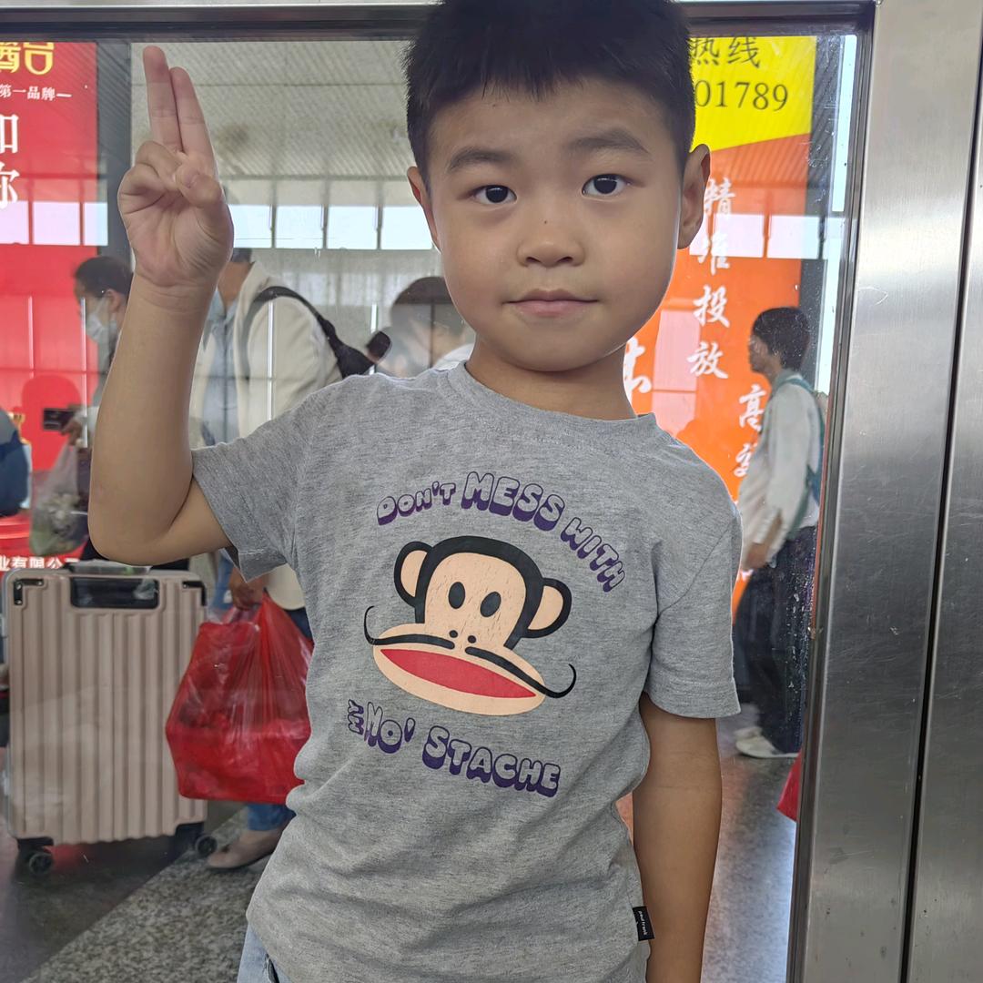 小王