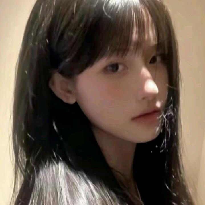 ·嘴角一颗痣