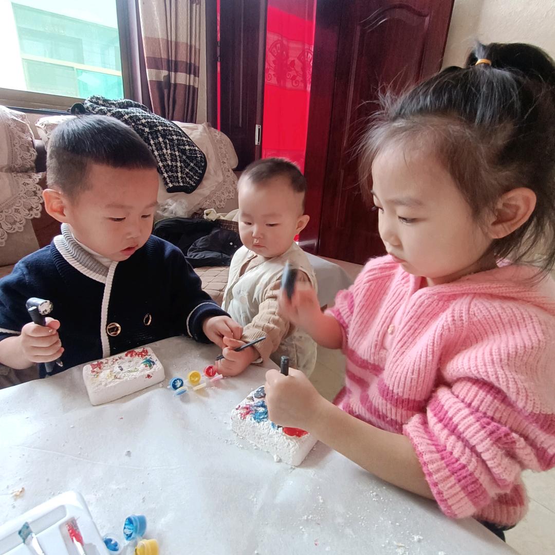 开心果❤️💗