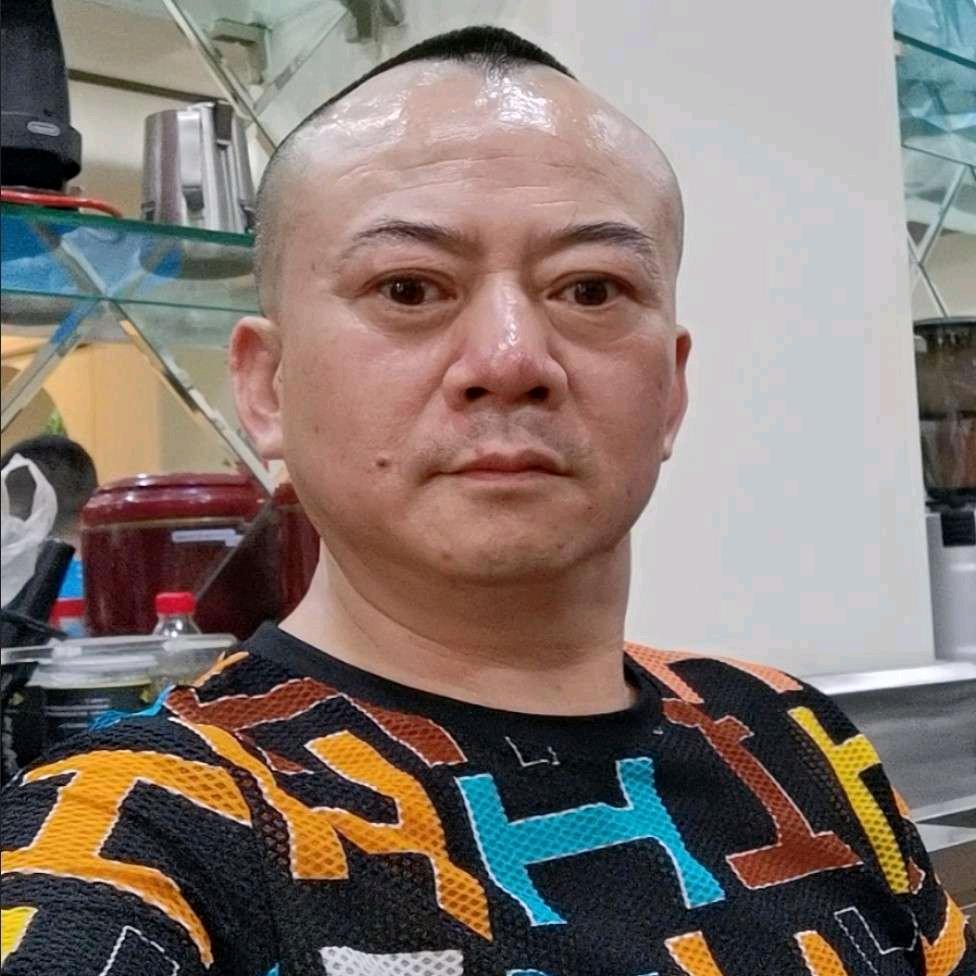 沈阳邱哥