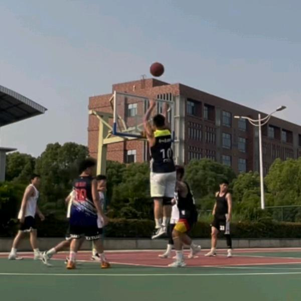 锐酷体育杨教练