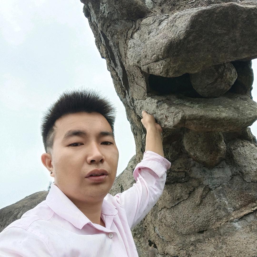罗少