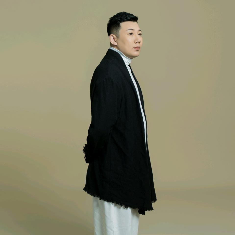 信龙（君易文化）