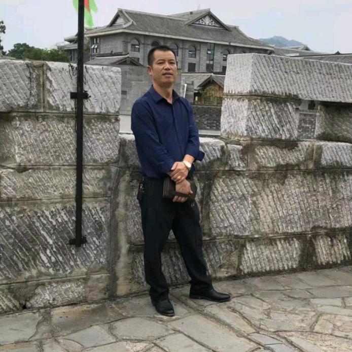 唯我心碎Whj，