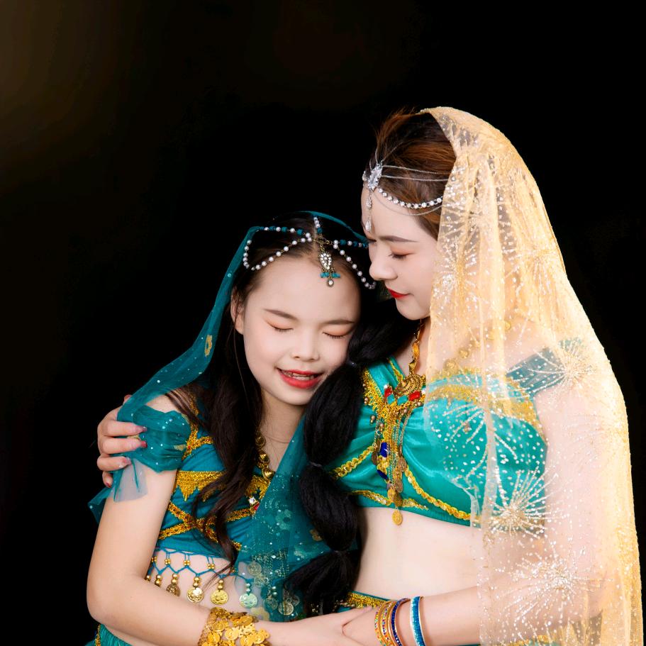 龙婷薇