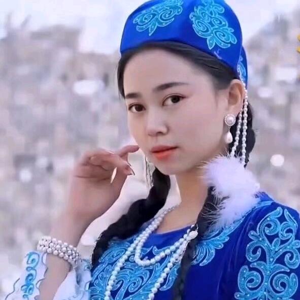 红秀