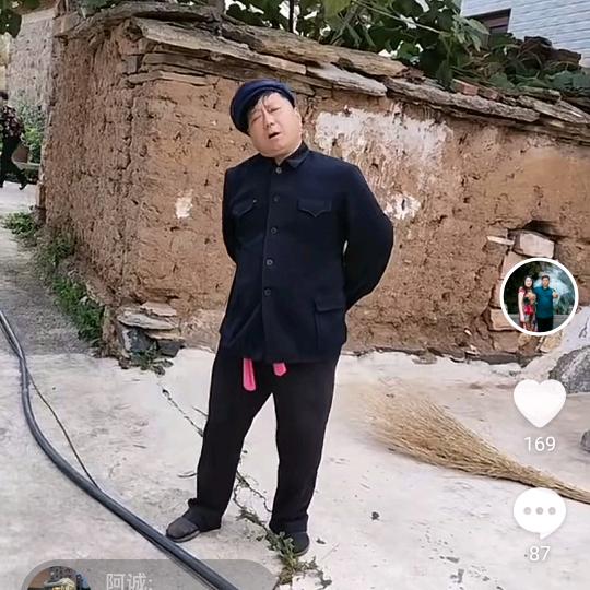 老农民王金龙