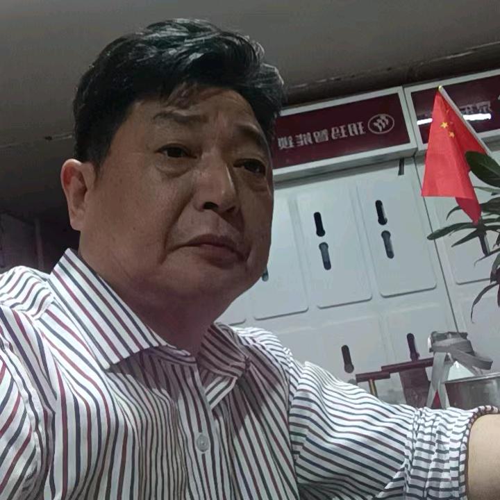 玉观，锁哥。安装指纹锁，开娇车锁