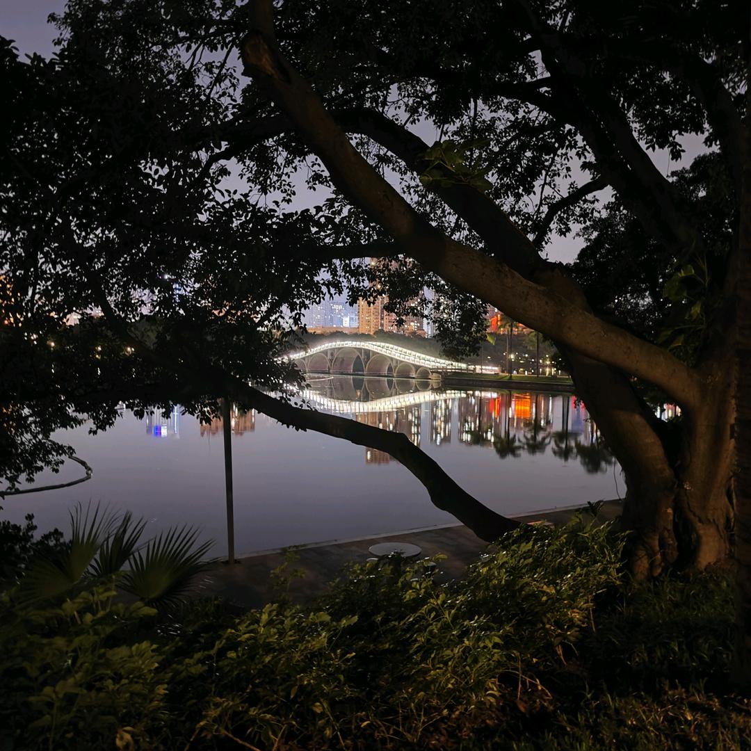 故事的结尾还是我们