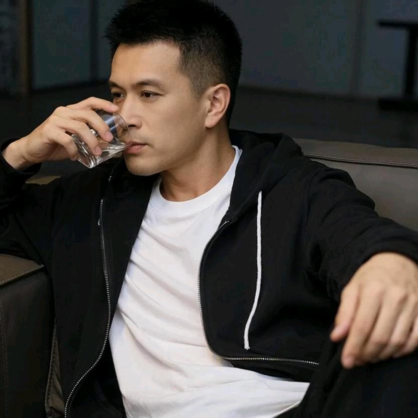 🏃🏻‍♂️富的刘油🐂