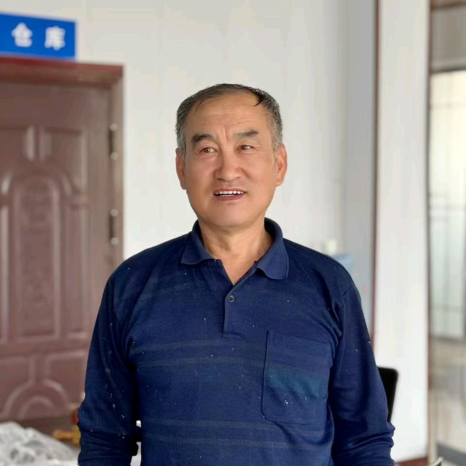贴砖“李哥”
