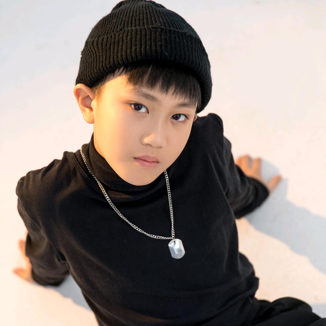 爱跳舞的粽子•文睿