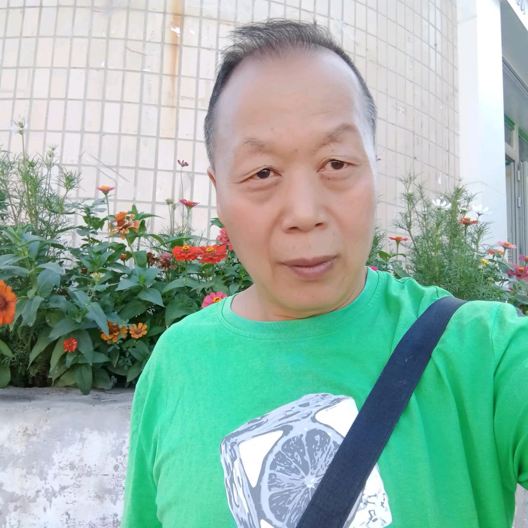 阿亮