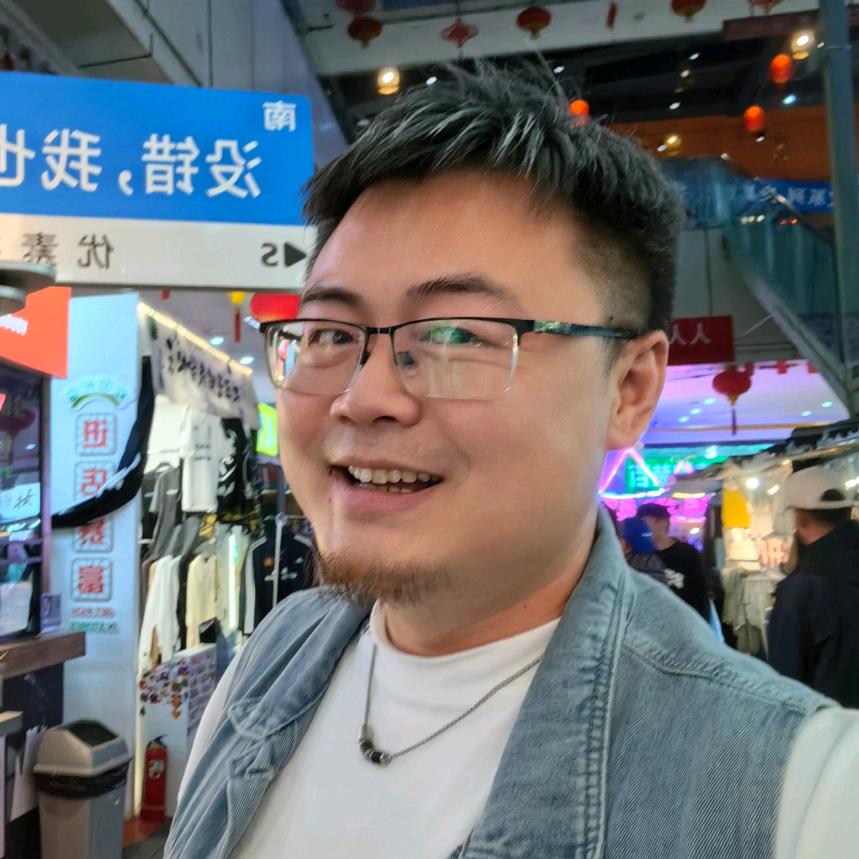 汉中大宝哥一麻袋零食