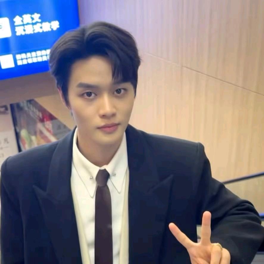 碎念.柯🦈🦖¹⁰²⁸（重度抑郁版）