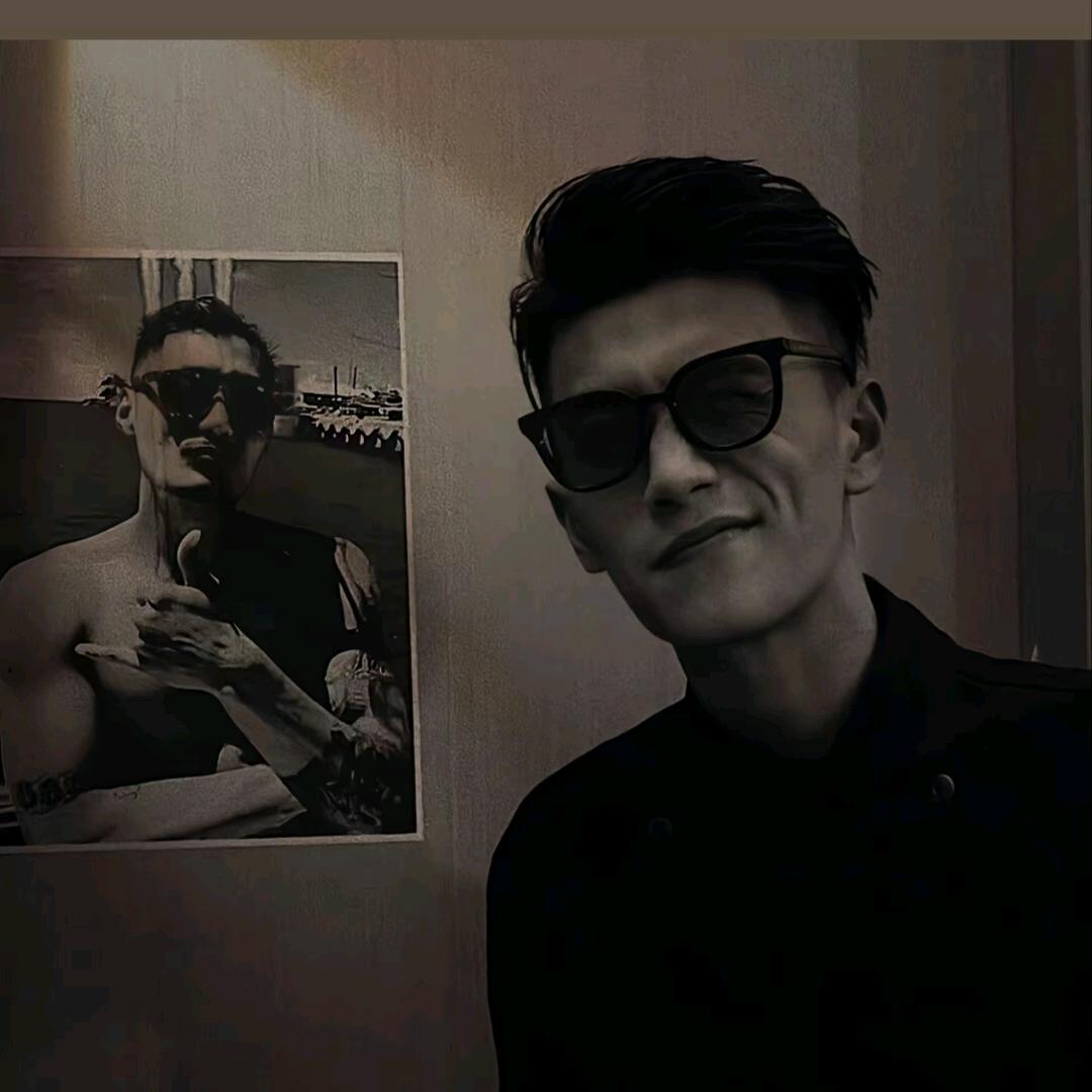 小何曲靖二手车