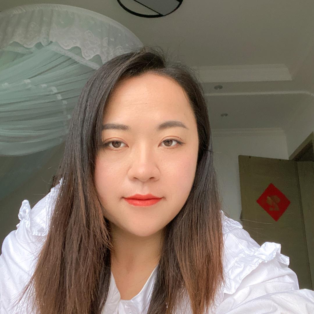 陈陈(摆摊妹)