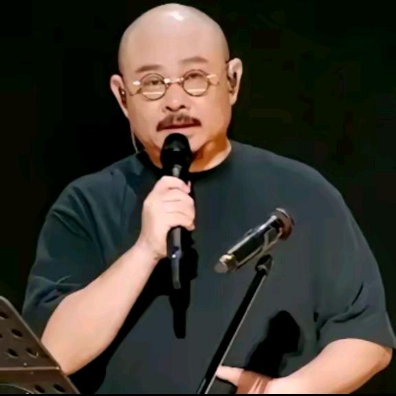 🇨🇳刀郎音乐🎶《橱窗营业中》