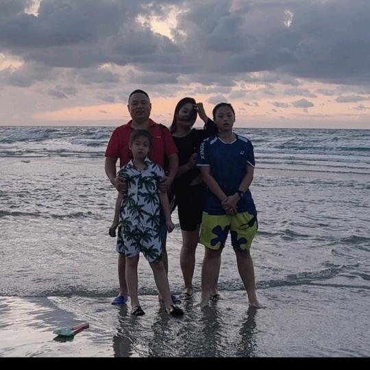 佳银置业   传奇烟花