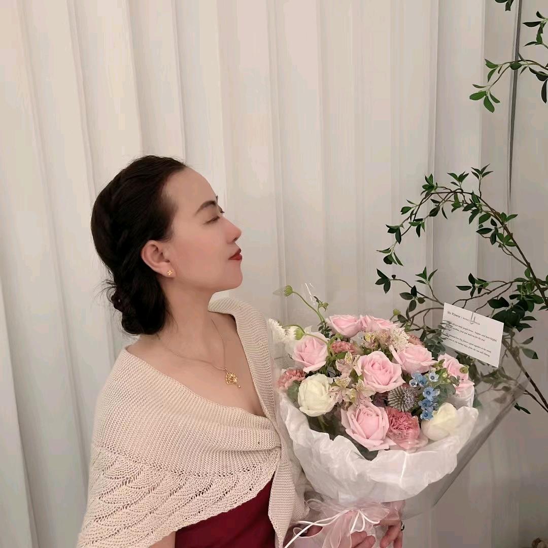 辫子姐姐
