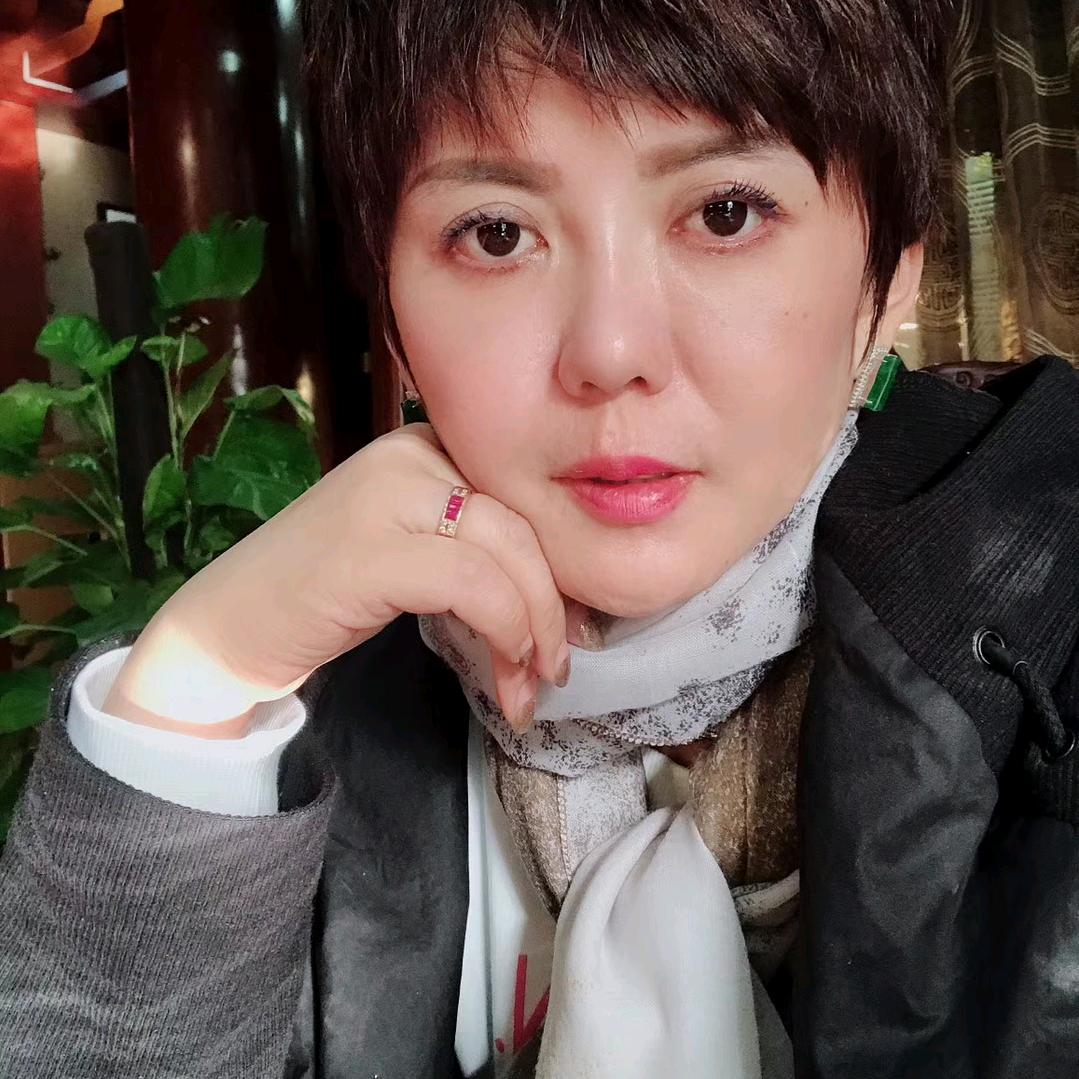 亚洲花  矿业与珠宝