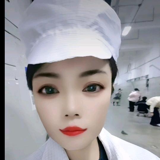 喜欢笑的女孩单身云南妹子。