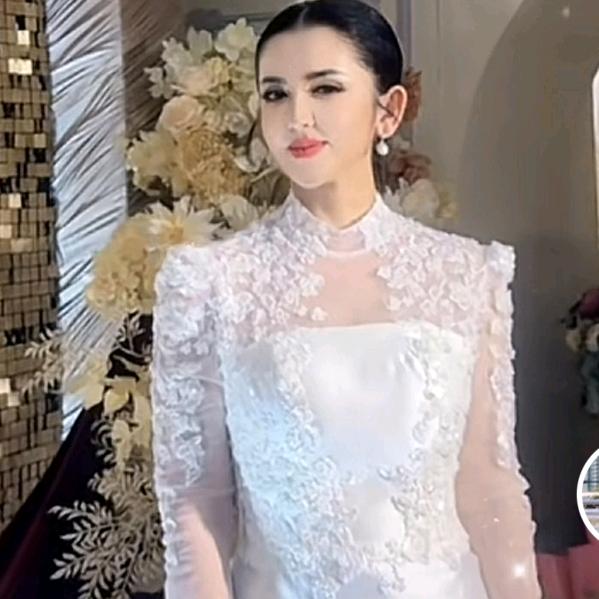 葡萄沟美女