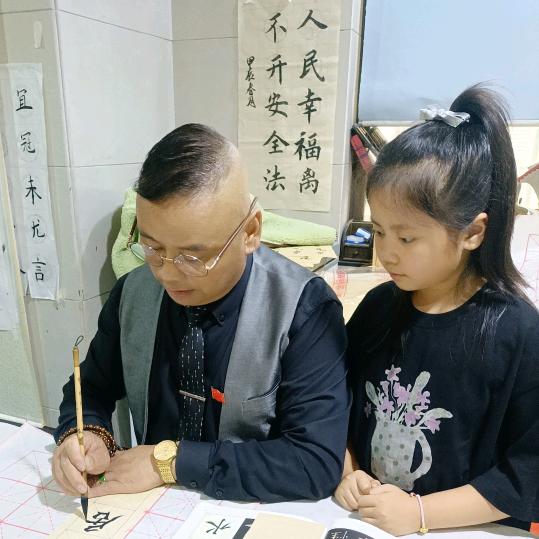 文戈