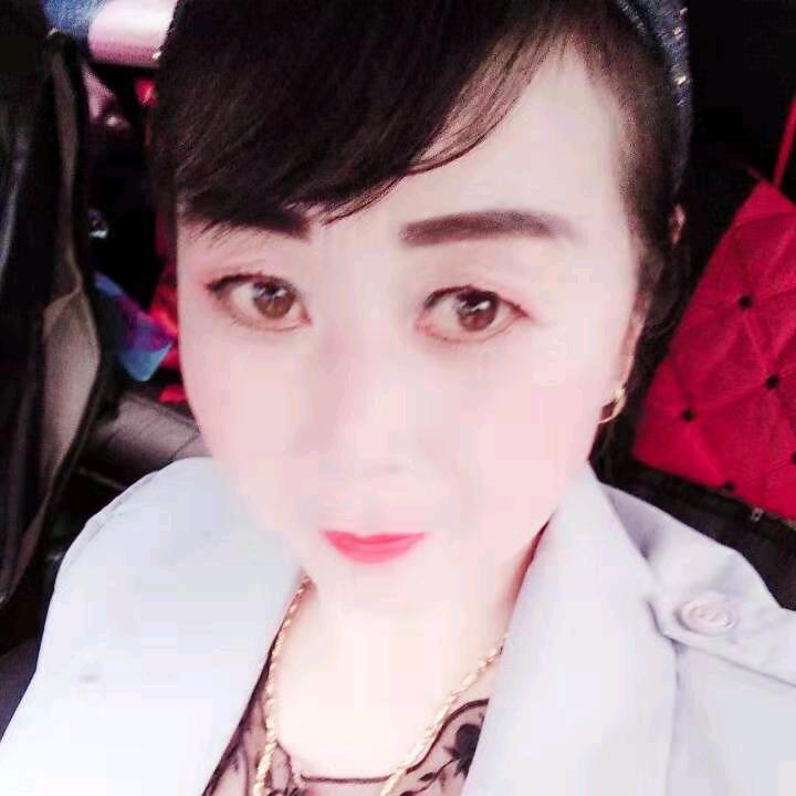 周霞姐，