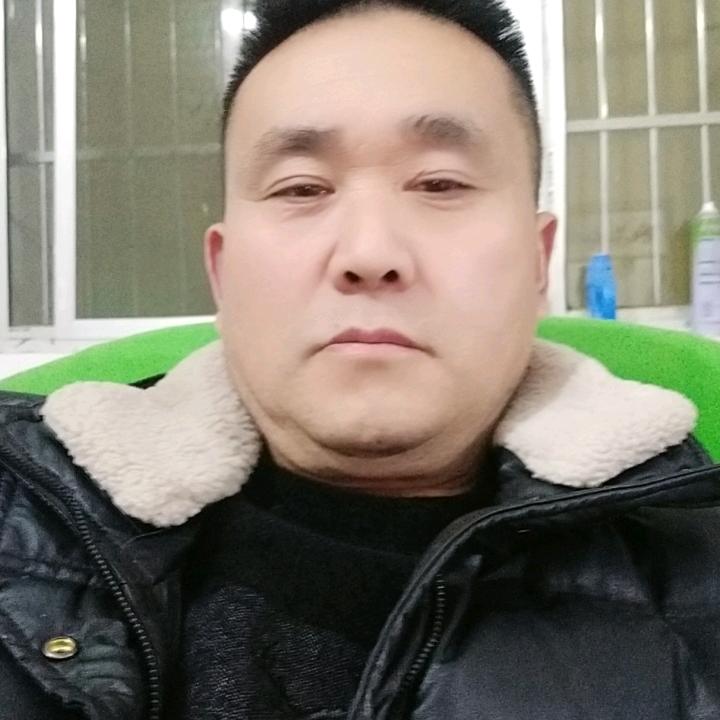 管夫启