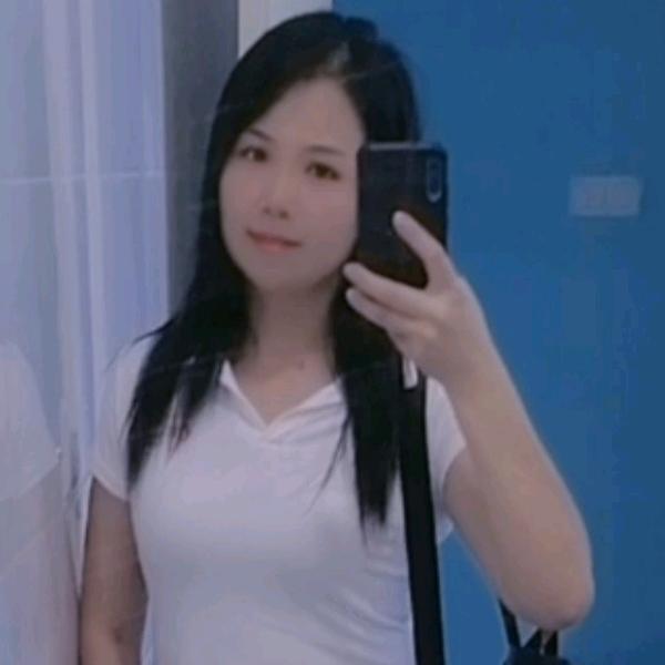 小韦韦（单亲妈妈）