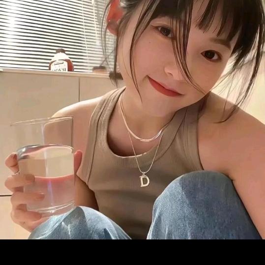 八月づ