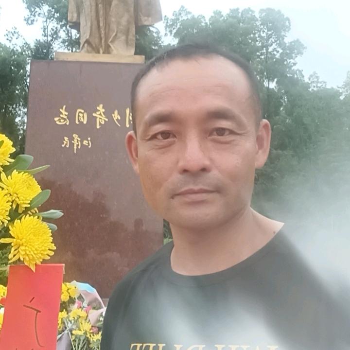 胡成