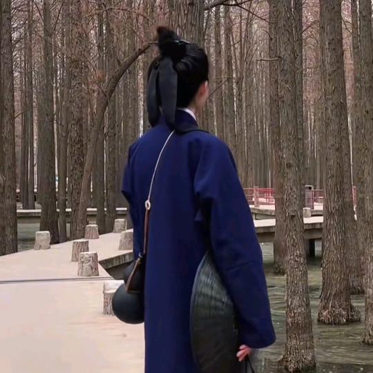 持雯