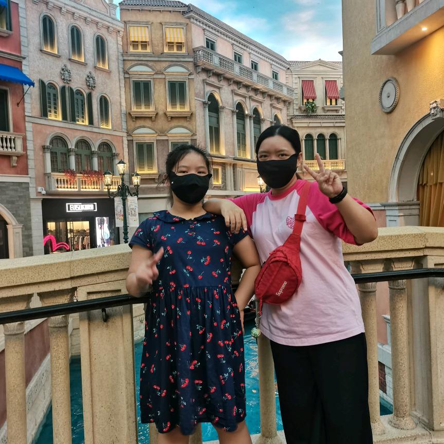 英姿飒爽