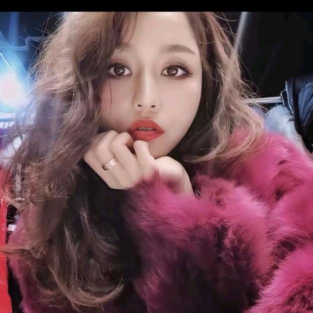 懒猫nono（直播穿搭返场）