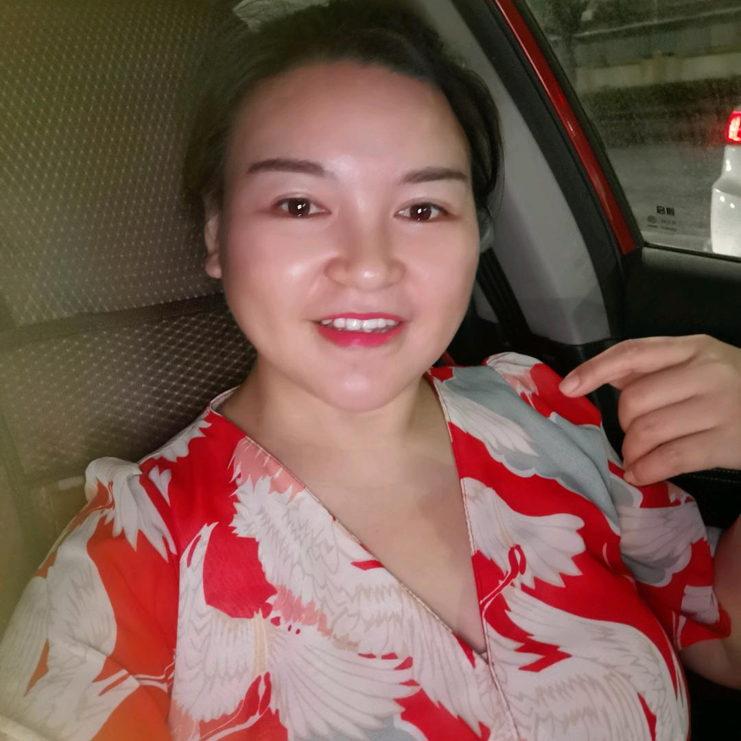 王霞家鸽子禽蛋，水果批零兼营