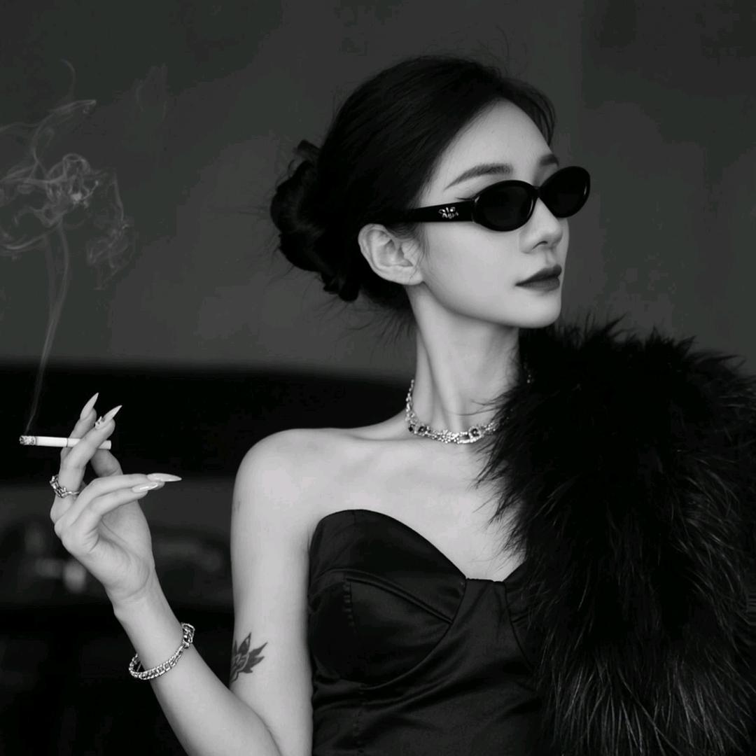 🍒ℒᎭℯ⃝小财迷💋