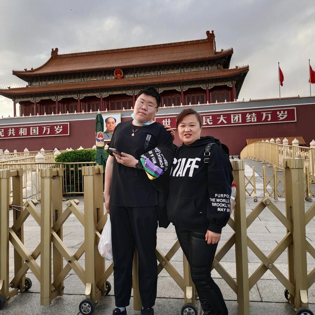 纱窗，美缝，窗帘，壁布，百叶窗