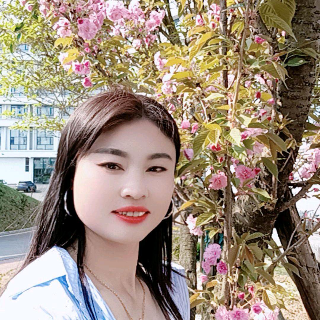 镇雄群姐