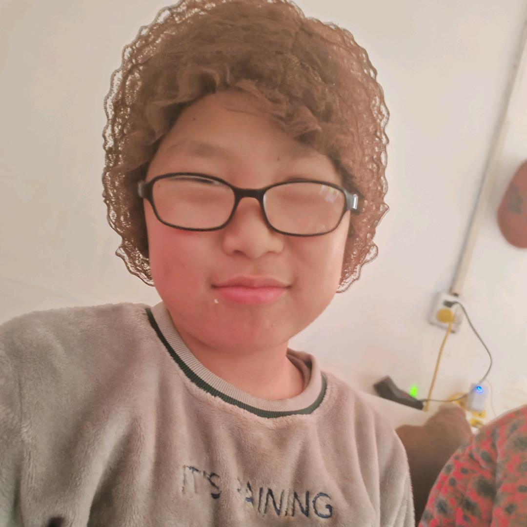 何敏硕士生